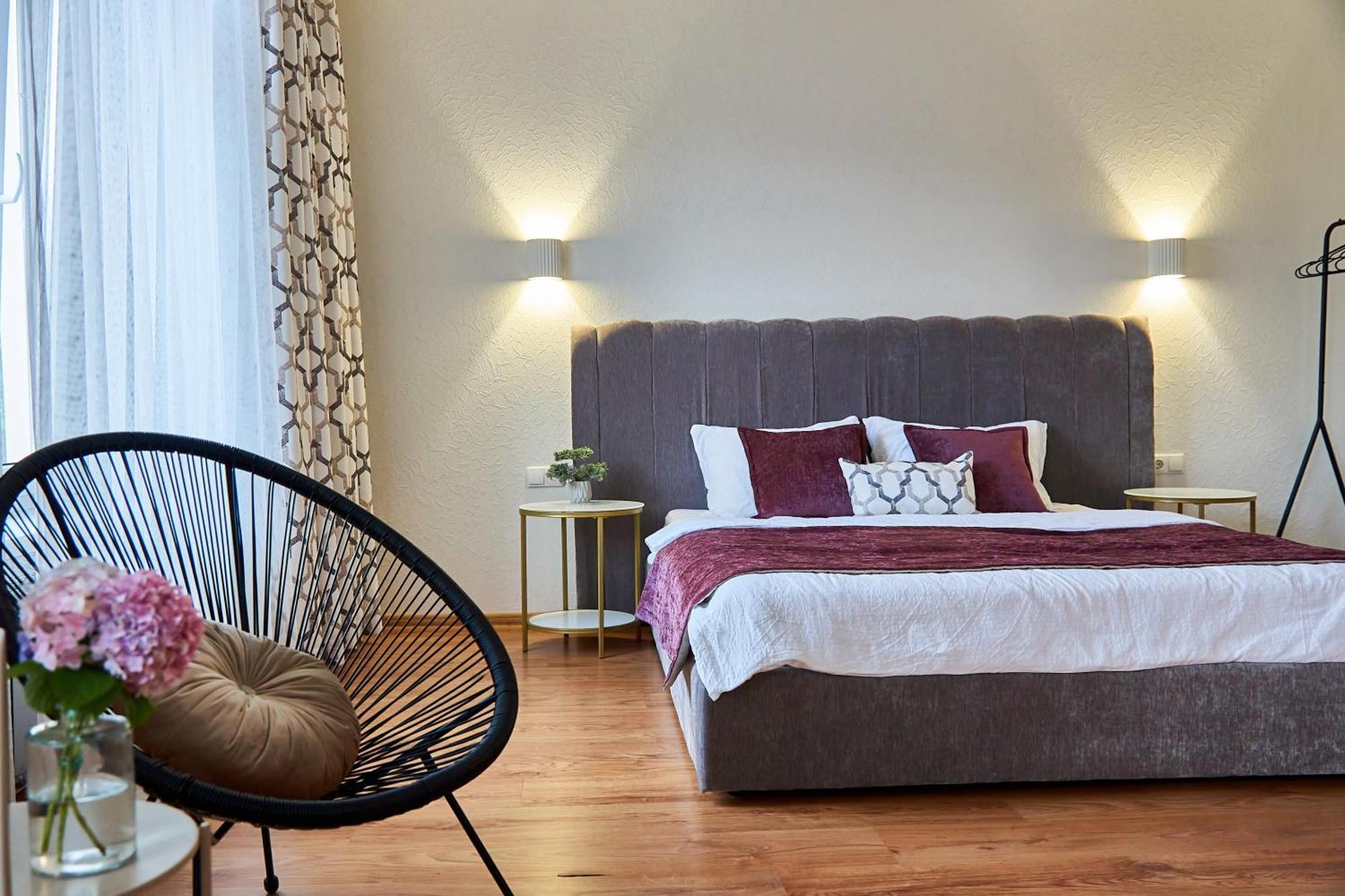 Best Apartments On Kyryla & Mefodia Mukacheve Exterior photo