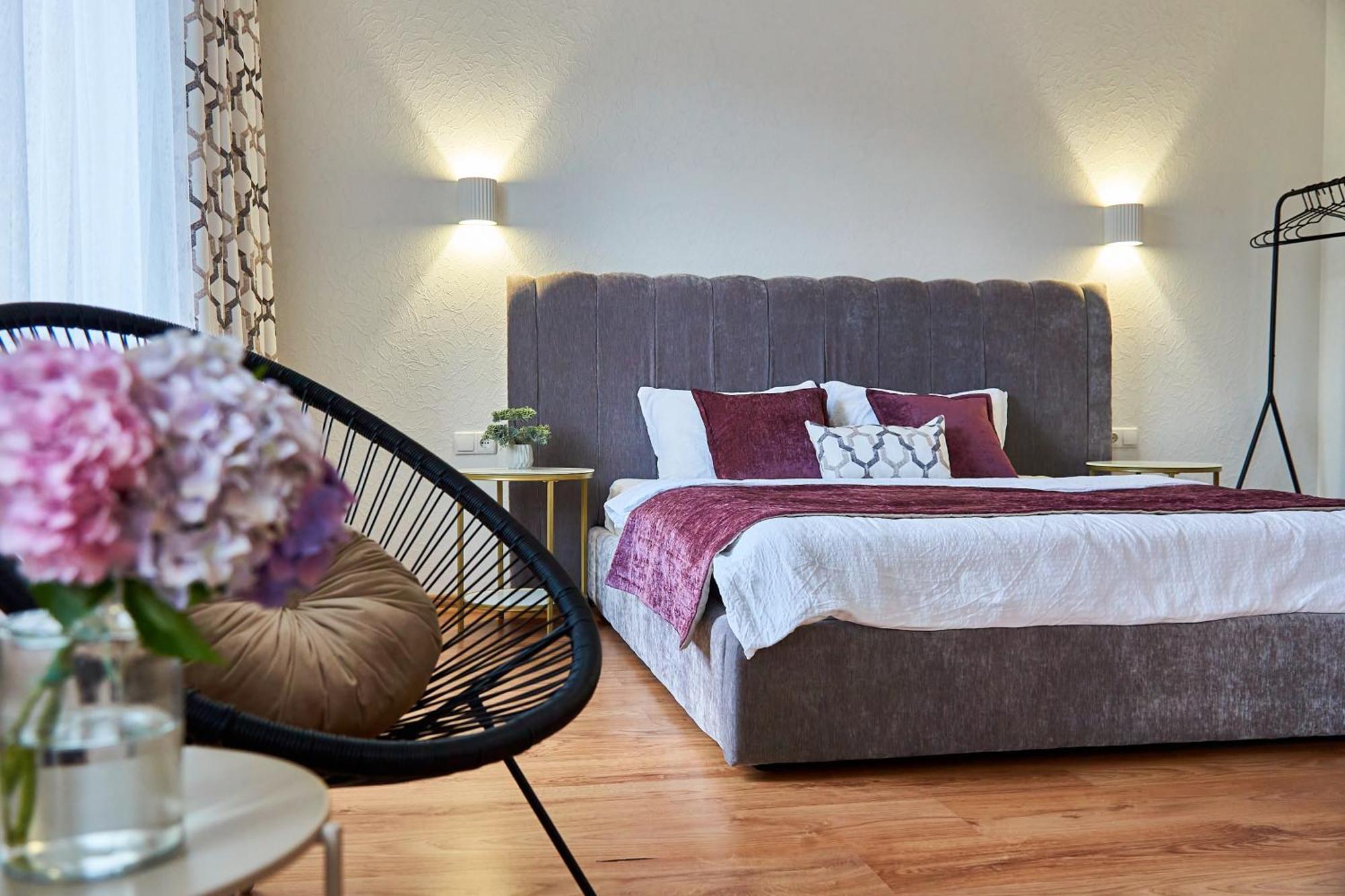 Best Apartments On Kyryla & Mefodia Mukacheve Exterior photo
